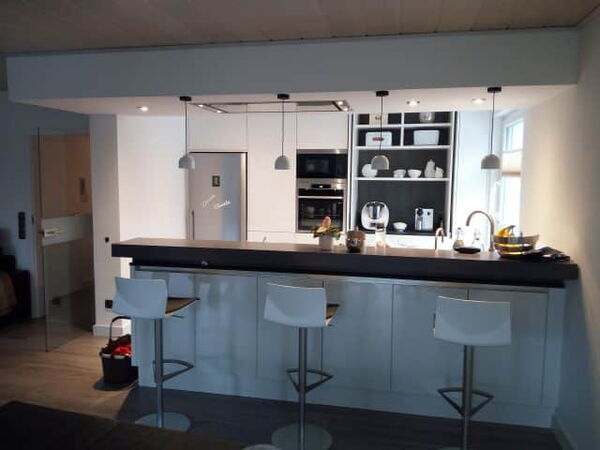 Modernes Penthouse: klassisch, modern, schick, lichtdurchflutet