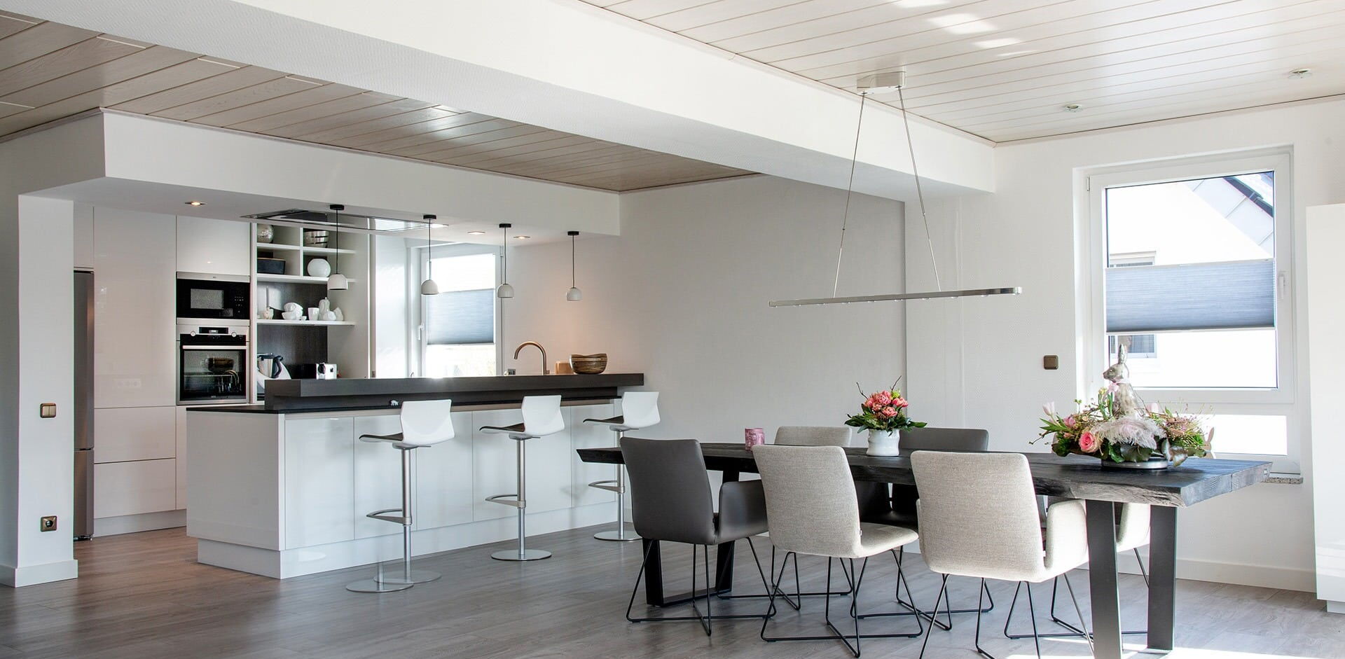 Modernes Penthouse: klassisch, modern, schick, lichtdurchflutet